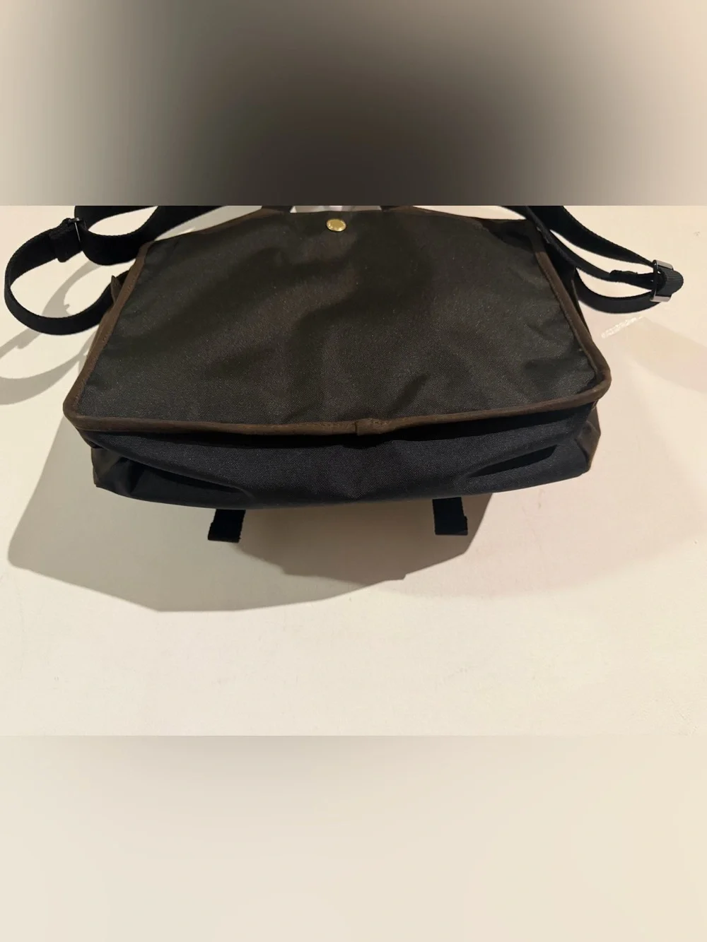 Barbour Men's Green Waxed Canvas Messenger Bag